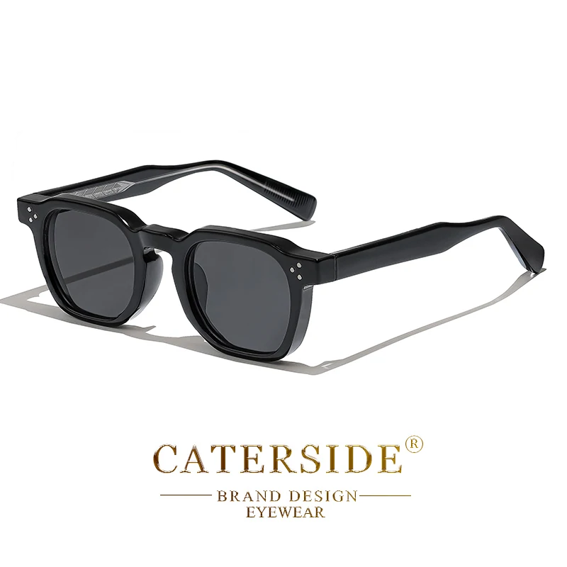 C01 Black