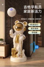 Home Decor Astronaut Statue 120CM Large Floor Decor Living Room Light Luxury - Image 5